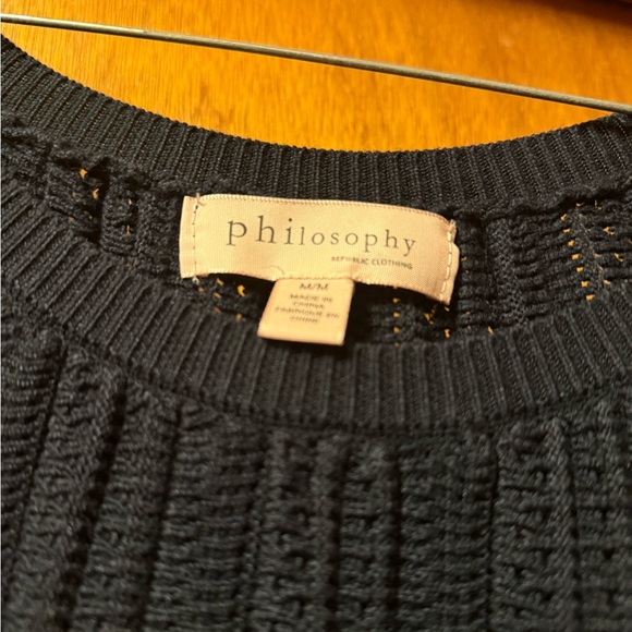Half Sleeve Knit Sweater Navy/blackish PHILOSOPHY Size Medium - Picture 2 of 2